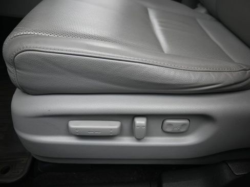 Used 2017 Honda Ridgeline RTL-E image 12