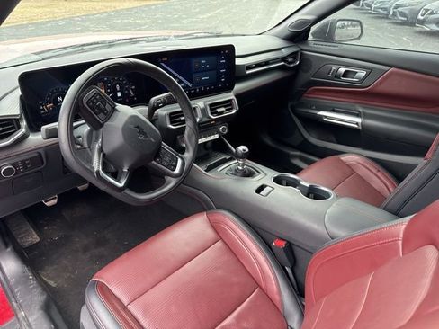 Used 2024 Ford Mustang GT Premium image 8