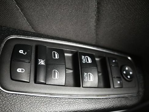 Used 2023 Dodge Charger SXT RWD image 29