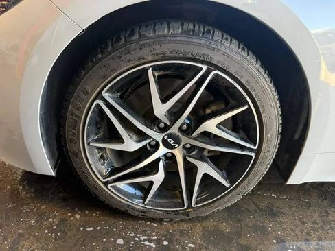 Used 2022 Kia Stinger GT-Line RWD image 16