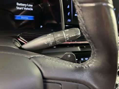 Used 2021 Cadillac Escalade Sport w/ Driver Assist Tech Package image 20