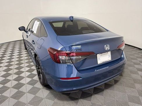 Used 2026 Honda Civic Sport image 4