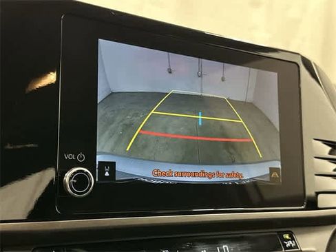 Used 2025 Toyota Camry LE image 23