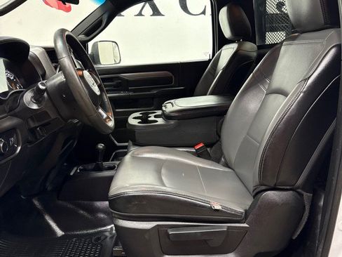 Used 2022 RAM 5500 Tradesman AWD/4WD image 28