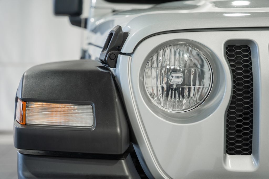 Used 2022 Jeep Wrangler Unlimited Sport AWD/4WD image 13
