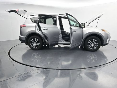 Used 2016 Toyota RAV4 LE AWD/4WD image 42