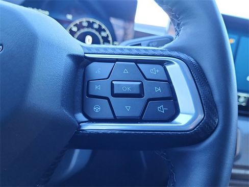 Used 2025 Ford Mustang Coupe image 25