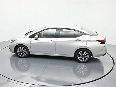 Used 2023 Nissan Versa SV image 32