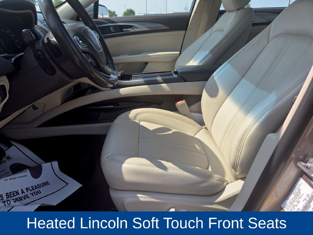 Used 2020 Lincoln MKZ AWD w/ Convenience Package image 16