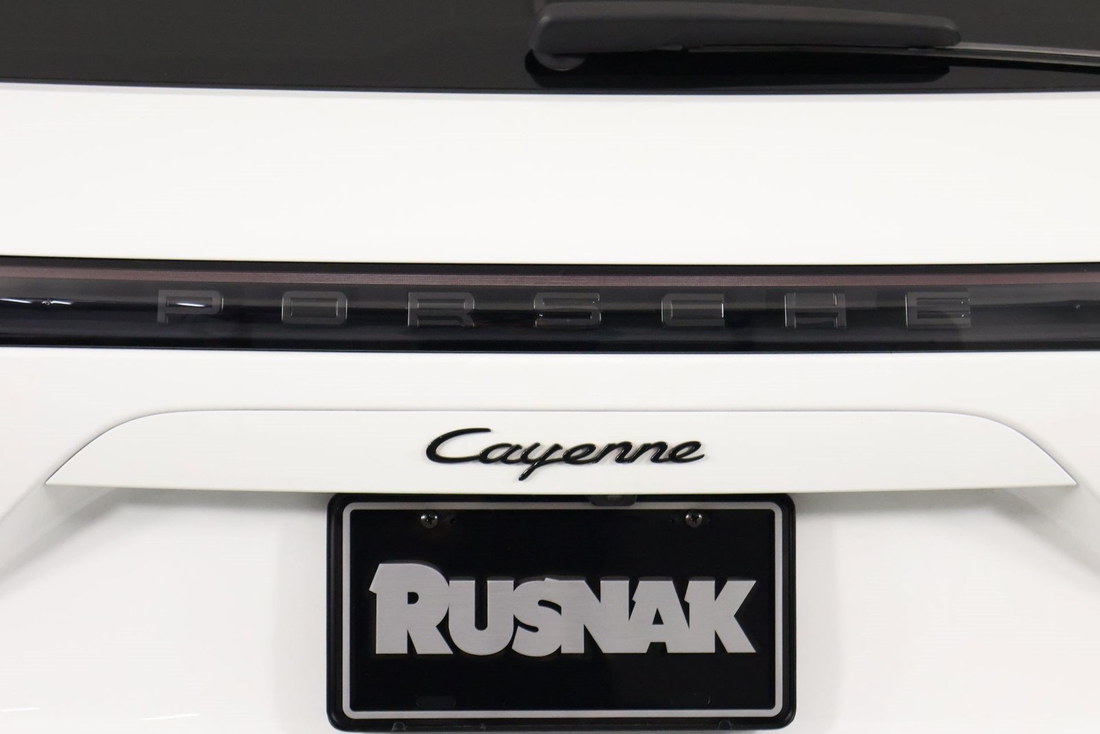 Certified 2022 Porsche Cayenne Platinum Edition AWD/4WD image 22