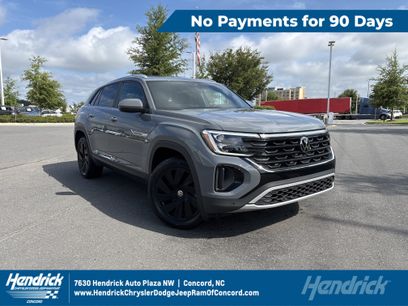 Used 2024 Volkswagen Atlas Cross Sport SE w/ Black Wheel Package