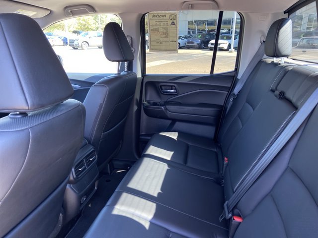 Used 2025 Honda Ridgeline RTL image 17