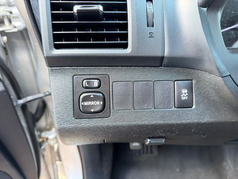 Used 2014 Toyota Venza LE image 14