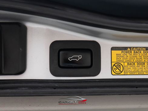 Used 2014 Lexus LX 570 4WD image 53