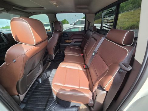 Used 2014 Chevrolet Silverado 1500 High Country w/ High Country Premium Package image 12