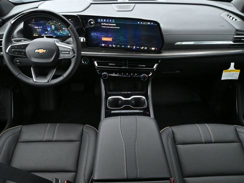 New 2026 Chevrolet Traverse High Country w/ LPO, Floor Liner Package image 3