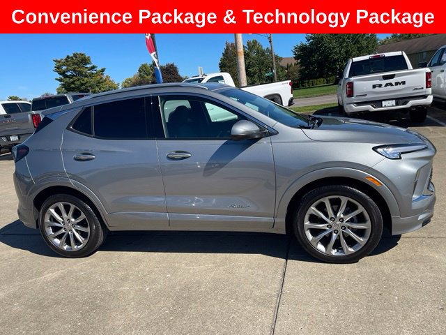 Used 2024 Buick Encore GX Avenir w/ Avenir Technology Package FWD image 1
