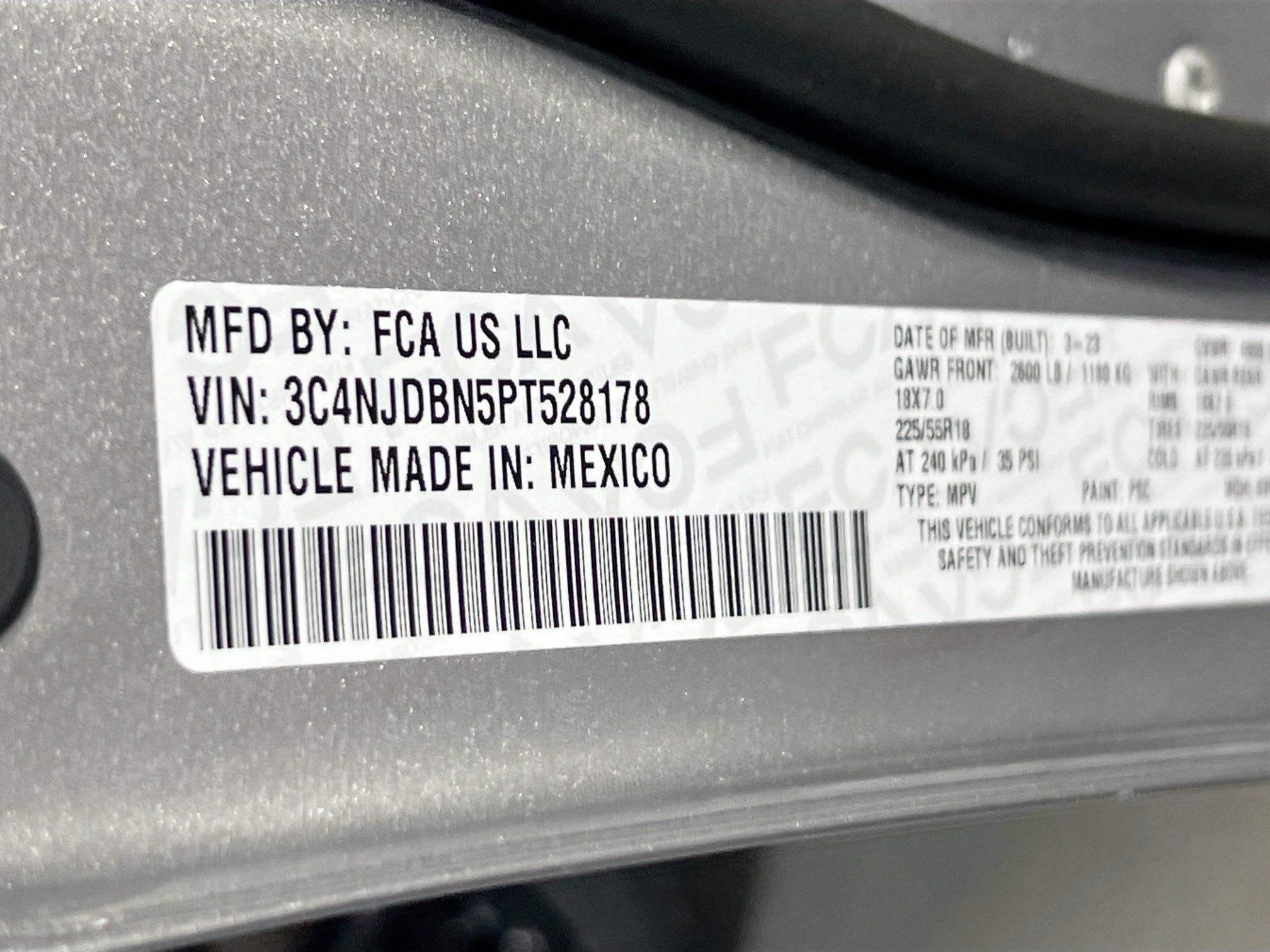 Used 2023 Jeep Compass Latitude w/ Convenience Group AWD/4WD image 29