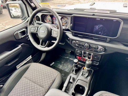 New 2026 Jeep Gladiator Mojave AWD/4WD image 16