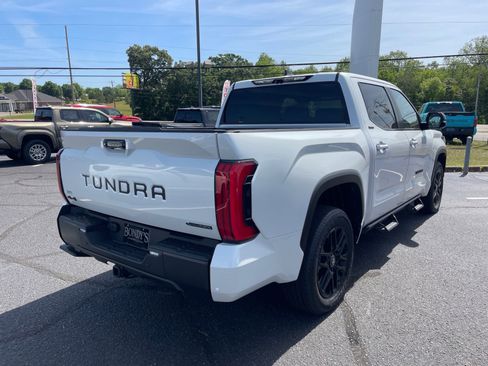 New 2026 Toyota Tundra Limited AWD/4WD image 15