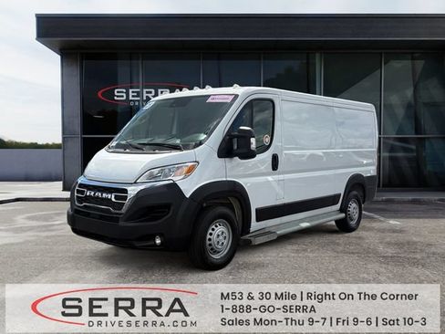 Used 2025 RAM ProMaster 2500 w/ U-Haul Equipment Group FWD image 1