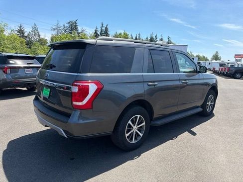 Used 2019 Ford Expedition XLT AWD/4WD image 13