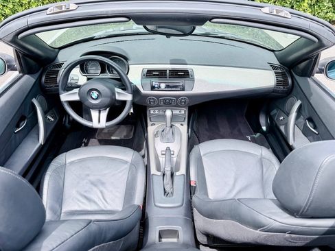 Used 2003 BMW Z4 3.0i RWD image 24