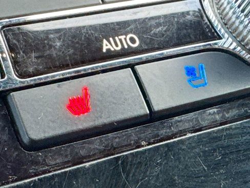 Used 2024 Lincoln Navigator Reserve w/ Equipment Group 201A image 22