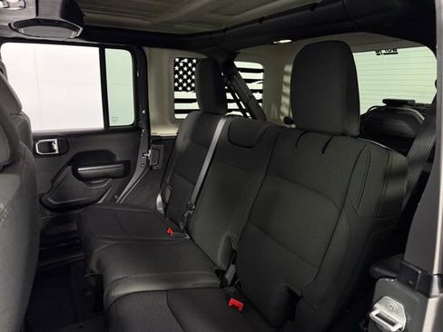 Used 2021 Jeep Wrangler Unlimited Sport image 16