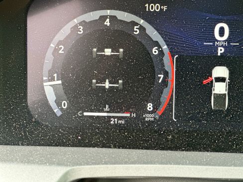 Used 2025 Toyota Tacoma SR5 image 15