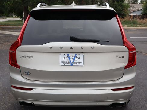 Used 2016 Volvo XC90 T6 Momentum w/ Momentum Plus Package AWD/4WD image 6
