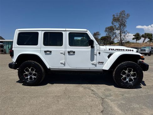 Used 2019 Jeep Wrangler Unlimited Rubicon AWD/4WD image 7