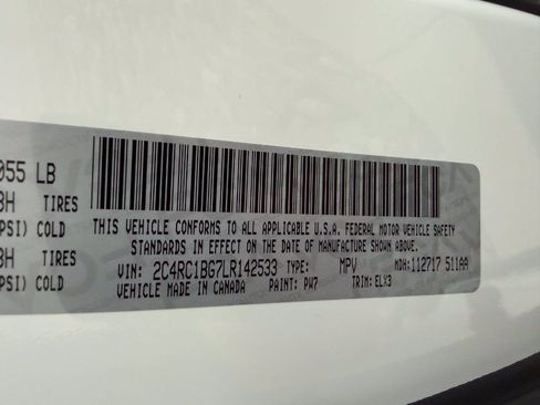 Used 2020 Chrysler Pacifica Touring-L FWD image 52