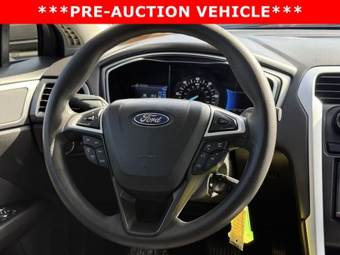 Used 2013 Ford Fusion SE image 15