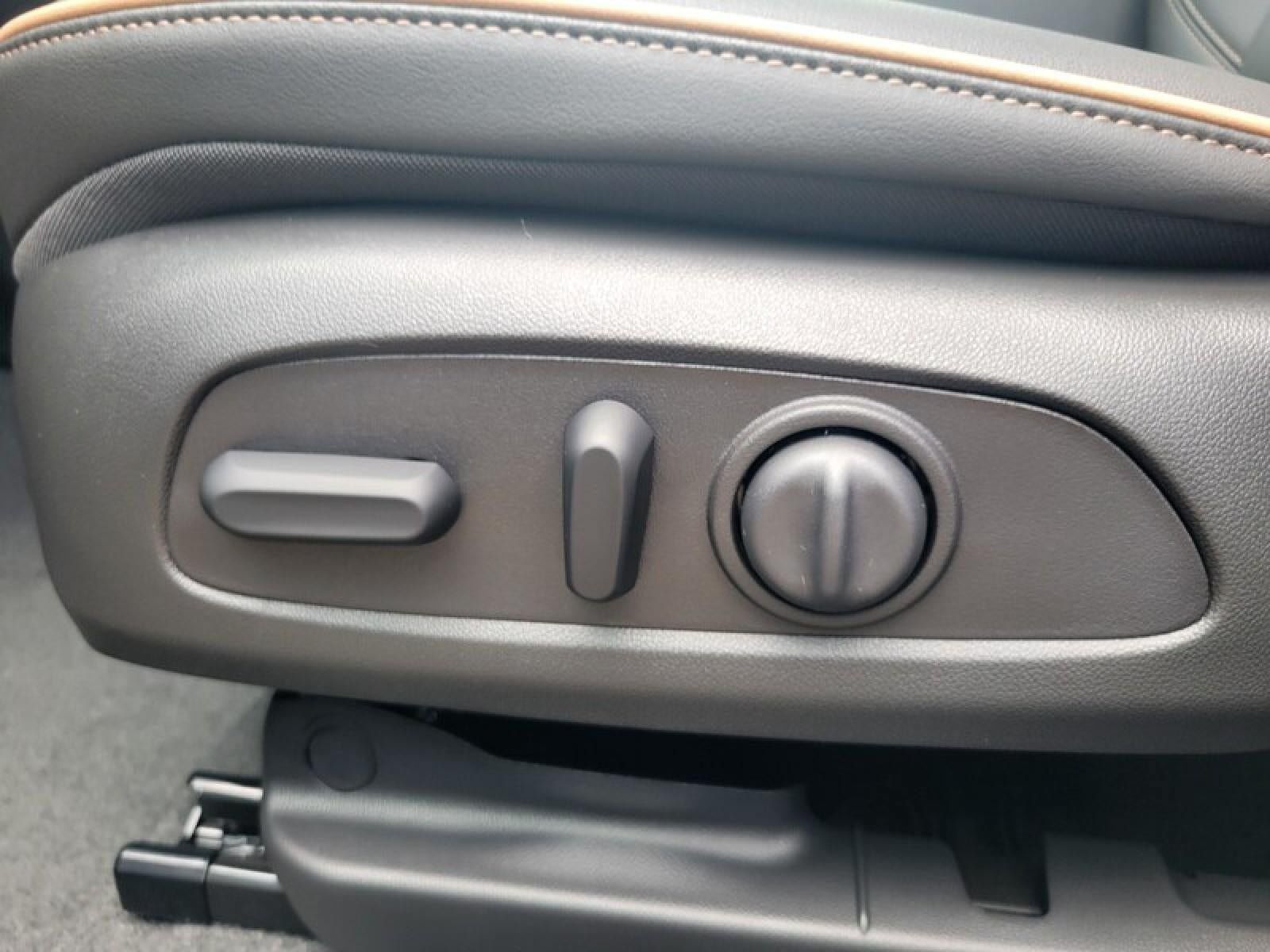 New 2026 Buick Envista Sport Touring FWD image 11