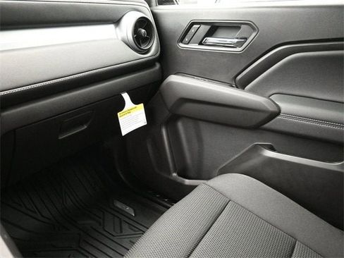 New 2026 Chevrolet Colorado LT image 29