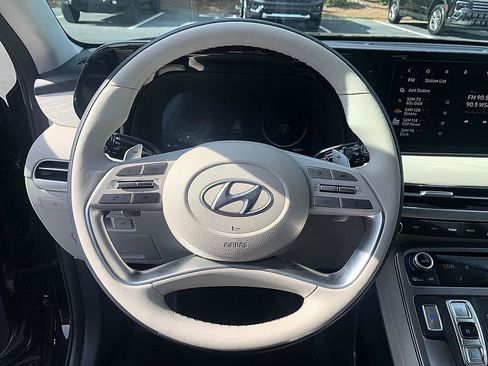 Used 2024 Hyundai Palisade Calligraphy AWD/4WD image 12