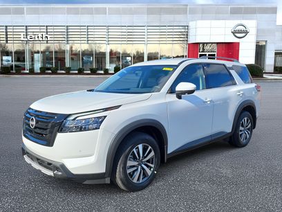 New 2025 Nissan Pathfinder SL
