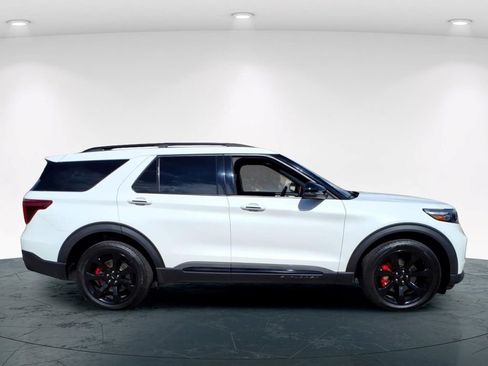 Certified 2023 Ford Explorer ST w/ Equipment Group 401A AWD/4WD image 7