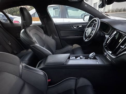 Used 2024 Volvo S60 B5 Plus w/ Climate Package image 4