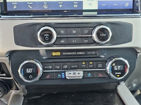 Used 2022 Ford F250 Lariat image 33