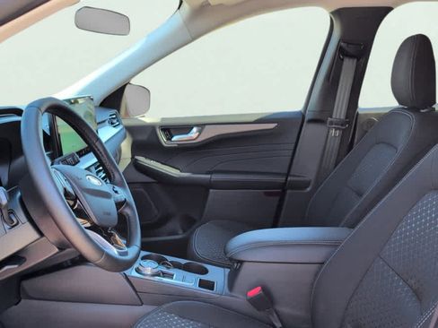 New 2026 Ford Escape Active w/ Active Premium Tech Pack image 9