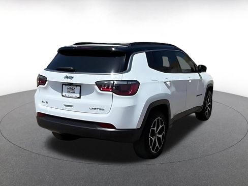 Used 2025 Jeep Compass Limited AWD/4WD image 15