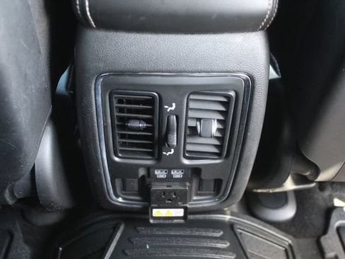 Used 2021 Jeep Grand Cherokee Limited w/ Quick Order Package 28K 80th AWD/4WD image 19