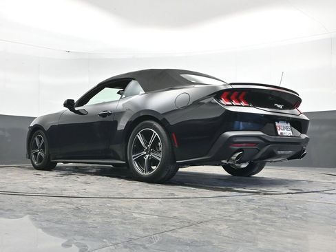 Used 2025 Ford Mustang Premium image 51