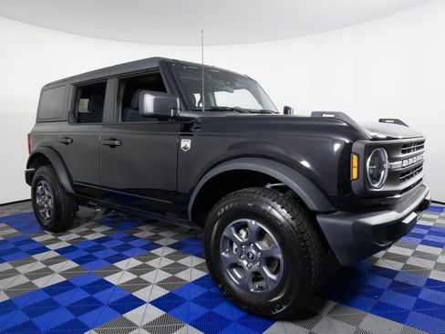 Used 2025 Ford Bronco Big Bend image 3