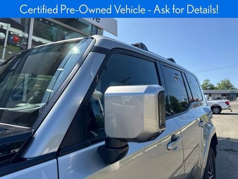 Used 2024 Lexus GX 550 w/ Accessory Package (2T) AWD/4WD image 26