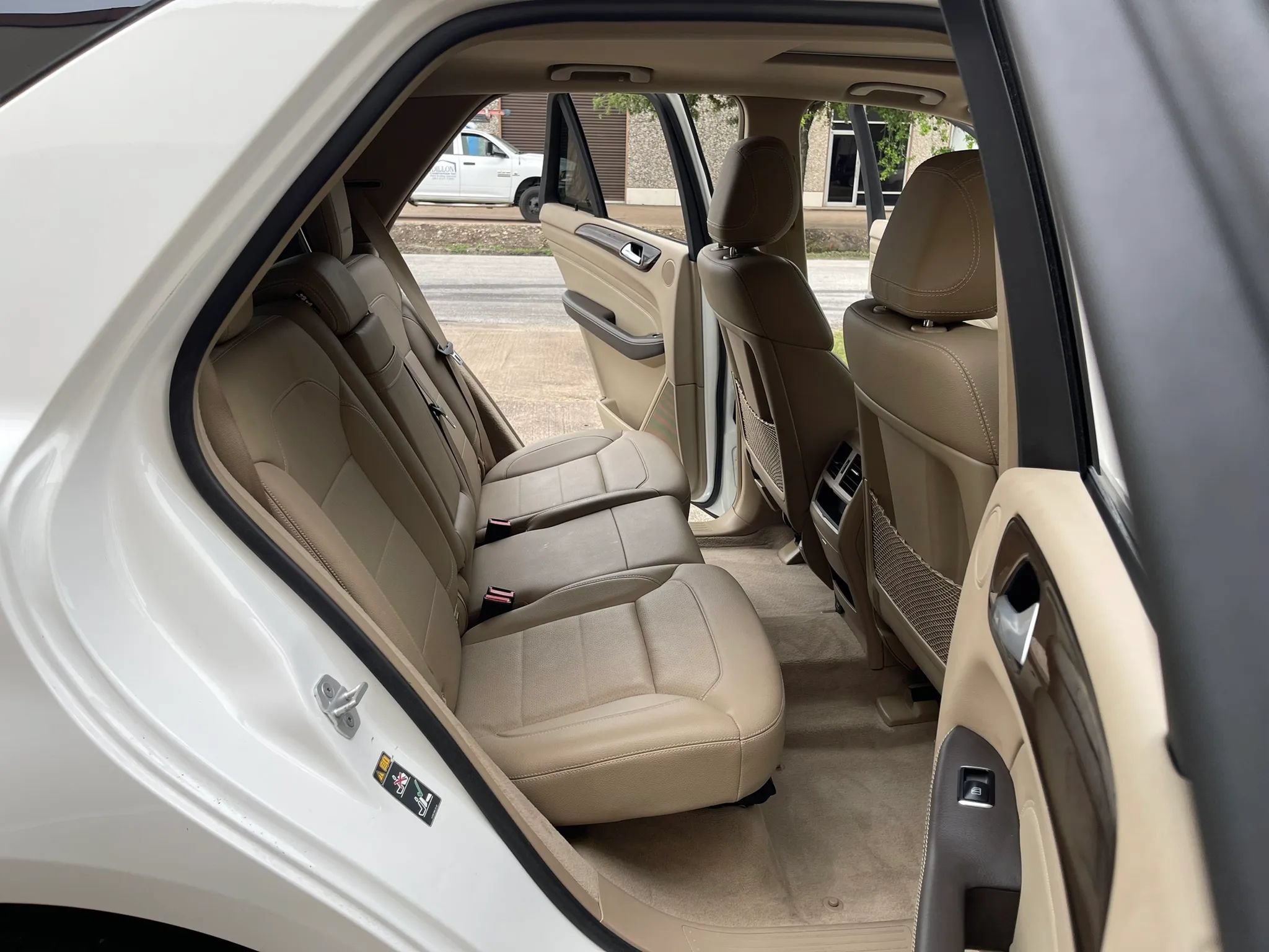 Used 2015 Mercedes-Benz ML 350 2WD image 34