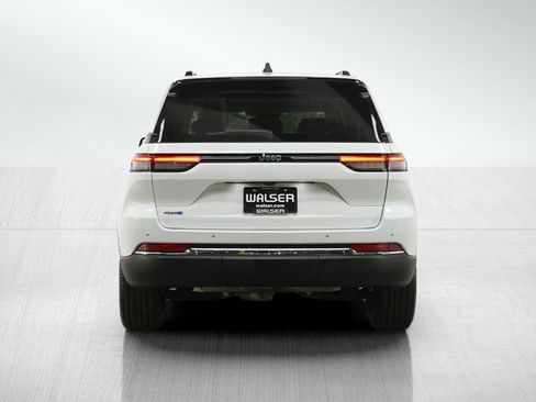 Used 2023 Jeep Grand Cherokee 4WD 4xe image 4