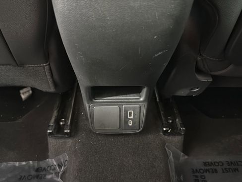 Used 2020 Buick Encore GX Preferred AWD/4WD image 15